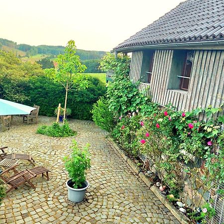Kleines Haus Mitten In Der Natur Mit Eigener Terrasse Und Sonnenbalkon Halver Exterior photo