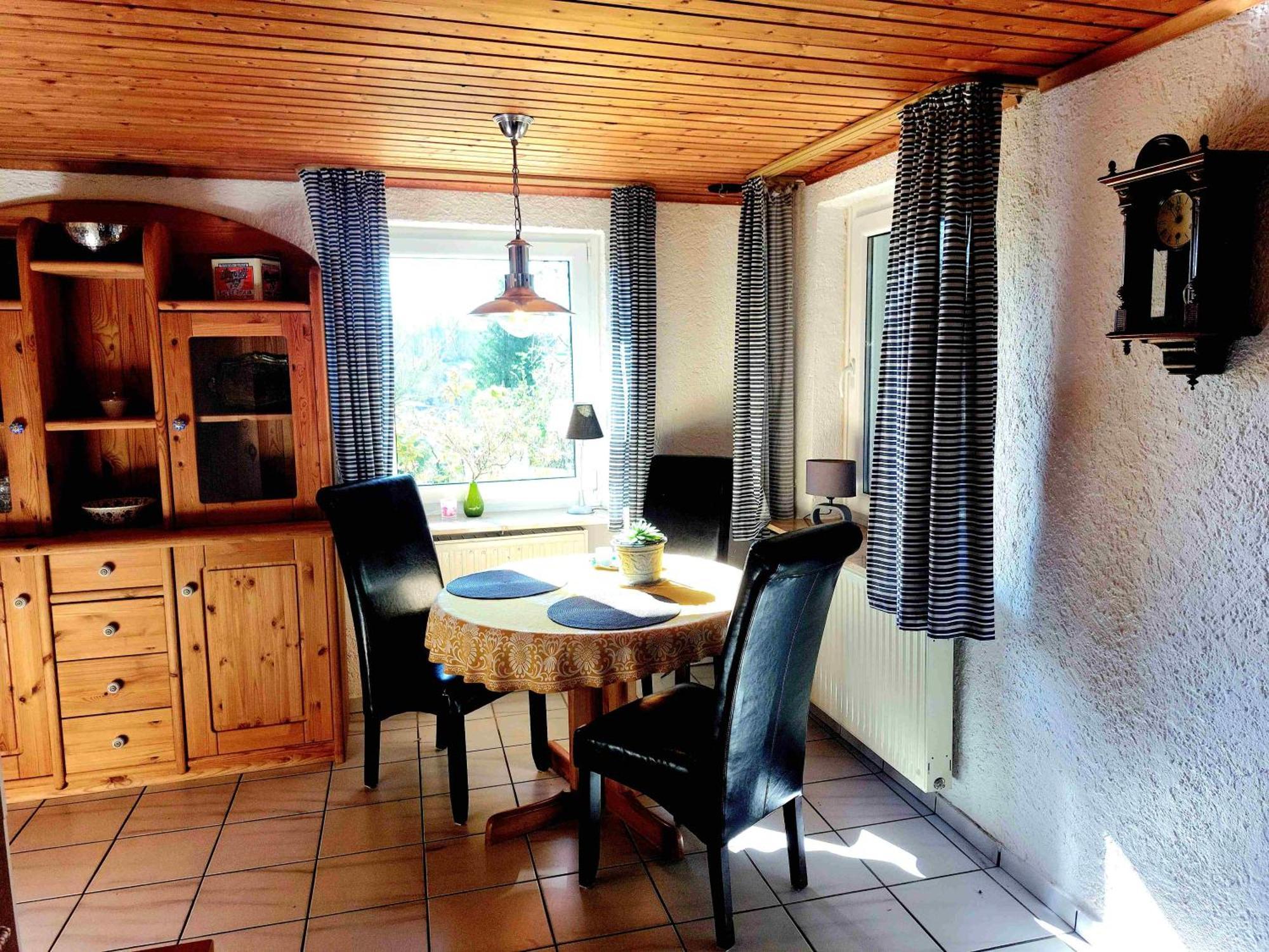 Kleines Haus Mitten In Der Natur Mit Eigener Terrasse Und Sonnenbalkon Halver Exterior photo